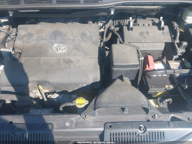 5TDDK3DC3ES086121 Toyota Sienna Xle 7 Passenger