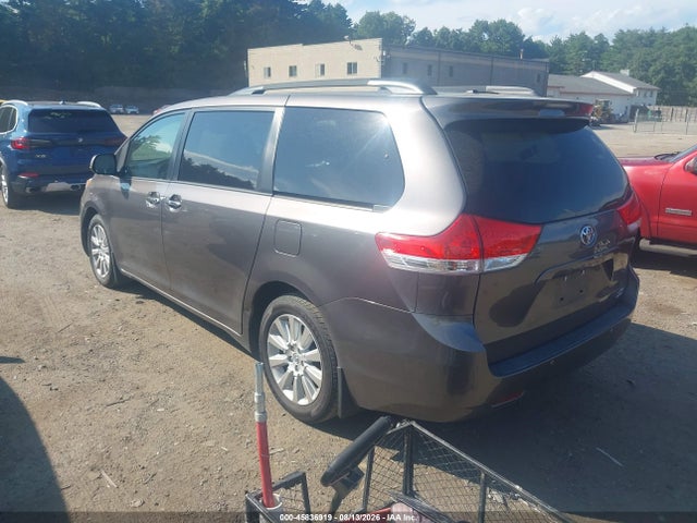 Toyota Sienna Xle 7 Passenger 2014 5TDDK3DC3ES086121 Image 3