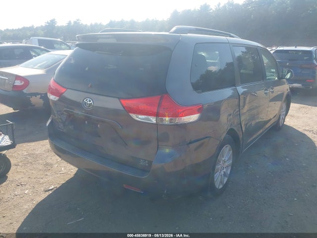 Toyota Sienna Xle 7 Passenger 2014 5TDDK3DC3ES086121 Image 4