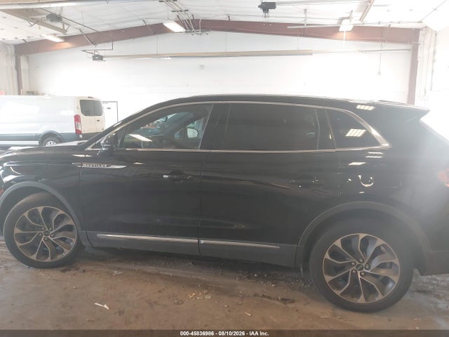Продажа на аукционе авто 2023 Lincoln Nautilus Reserve, vin: 2LMPJ8KP3PBL21060, номер лота: 45836986