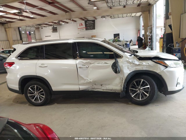 45837014 :رقم المزاد ، 5TDKZRFH4KS311513 vin ، 2019 Toyota Highlander Xle مزاد بيع