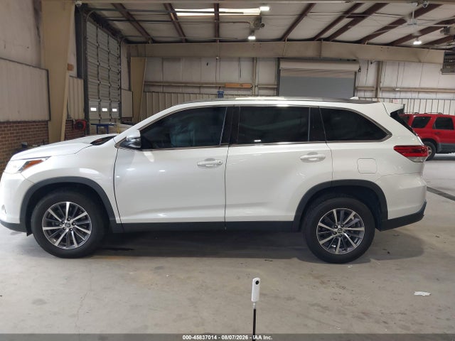 45837014 :رقم المزاد ، 5TDKZRFH4KS311513 vin ، 2019 Toyota Highlander Xle مزاد بيع