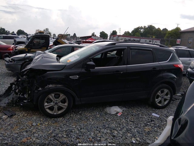 Продажа на аукционе авто 2016 Ford Escape Se, vin: 1FMCU9GX9GUB33735, номер лота: 45837115
