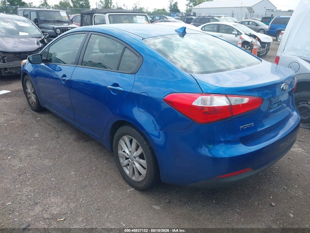 45837132 :رقم المزاد ، KNAFX4A66F5353156 vin ، 2015 Kia Forte Lx مزاد بيع