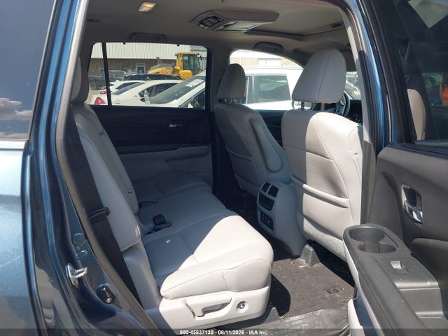 Aukcja sprzedaży 2017 Honda Pilot Touring, vin: 5FNYF5H90HB015077, numer aukcji: 45837139