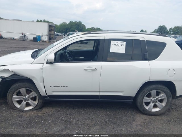 45837149 :رقم المزاد ، 1C4NJDEB3GD687174 vin ، 2016 Jeep Compass Latitude مزاد بيع
