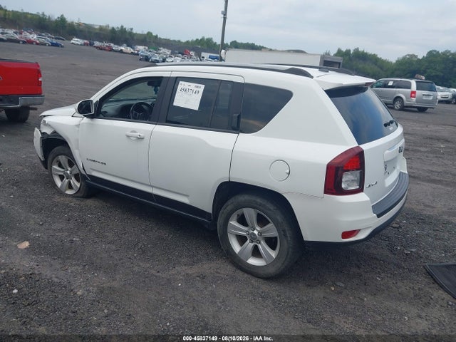 45837149 :رقم المزاد ، 1C4NJDEB3GD687174 vin ، 2016 Jeep Compass Latitude مزاد بيع