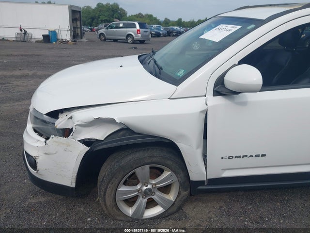 45837149 :رقم المزاد ، 1C4NJDEB3GD687174 vin ، 2016 Jeep Compass Latitude مزاد بيع