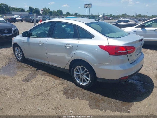 Продажа на аукционе авто 2015 Ford Focus Se, vin: 1FADP3F24FL304405, номер лота: 45837272