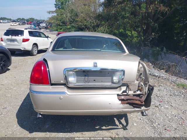 Aukcja sprzedaży 2005 Lincoln Town Car Signature Limited, vin: 1LNHM82W35Y659475, numer aukcji: 45837276