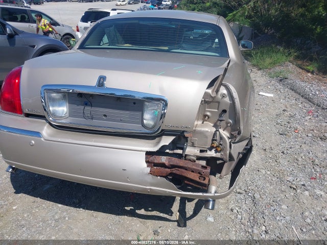 Aukcja sprzedaży 2005 Lincoln Town Car Signature Limited, vin: 1LNHM82W35Y659475, numer aukcji: 45837276