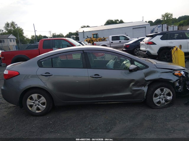 45837293 :رقم المزاد ، KNAFX4A65G5513030 vin ، 2016 Kia Forte Lx مزاد بيع