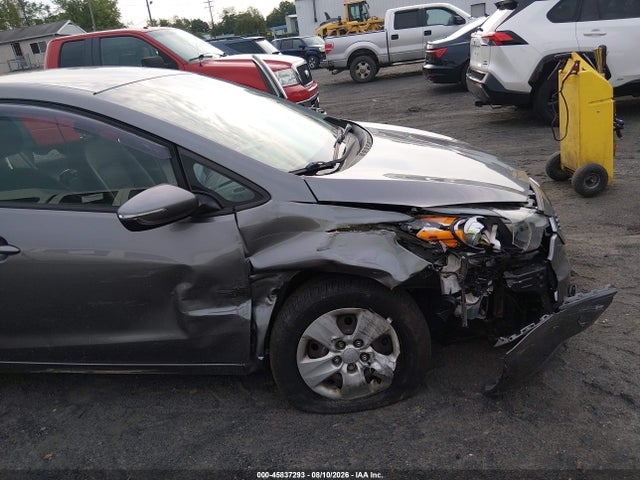 45837293 :رقم المزاد ، KNAFX4A65G5513030 vin ، 2016 Kia Forte Lx مزاد بيع
