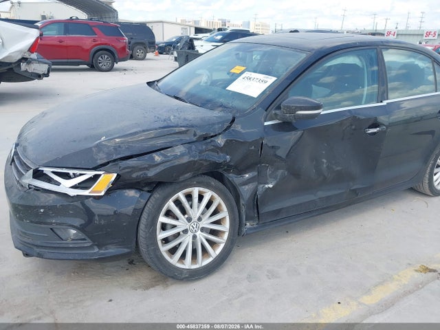 2015 Volkswagen Jetta 1.8t Se მანქანა იყიდება აუქციონზე, vin: 3VWD17AJ8FM318224, აუქციონის ნომერი: 45837359