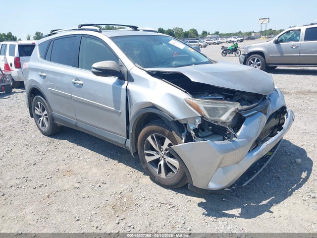 2018 Toyota Rav4 Xle მანქანა იყიდება აუქციონზე, vin: JTMWFREV7JD114735, აუქციონის ნომერი: 45837365