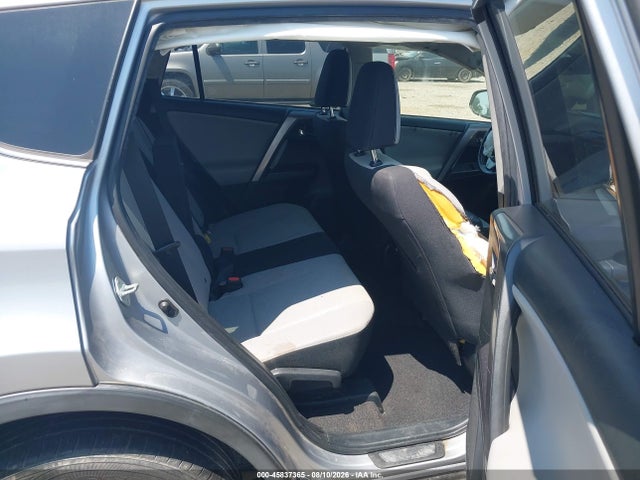 2018 Toyota Rav4 Xle მანქანა იყიდება აუქციონზე, vin: JTMWFREV7JD114735, აუქციონის ნომერი: 45837365
