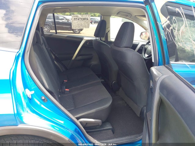 Aukcja sprzedaży 2017 Toyota Rav4 Le, vin: JTMBFREV5HJ704541, numer aukcji: 45837425