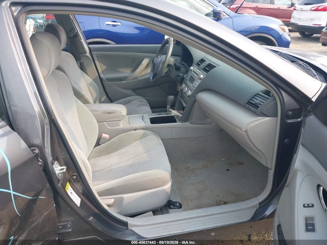 45837443 :رقم المزاد ، 4T4BF3EK8BR173295 vin ، 2011 Toyota Camry Le مزاد بيع