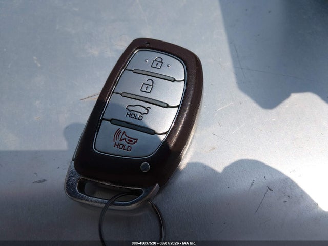 Продажа на аукционе авто 2017 Hyundai Elantra Se, vin: KMHD84LF0HU104005, номер лота: 45837528