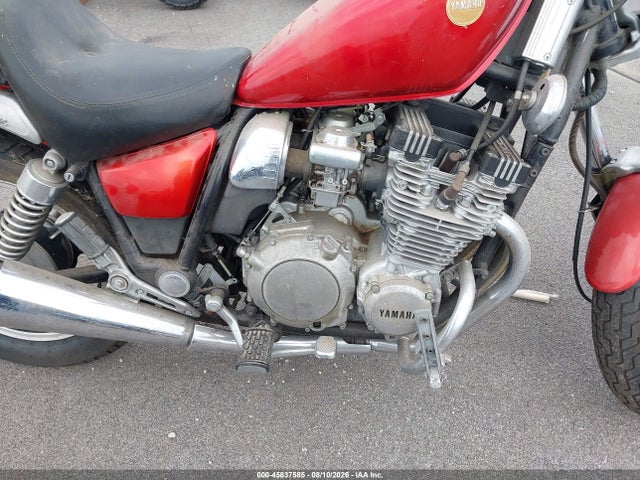 45837585 :رقم المزاد ، JYA1FG000FA005290 vin ، 1985 Yamaha Xj700 مزاد بيع