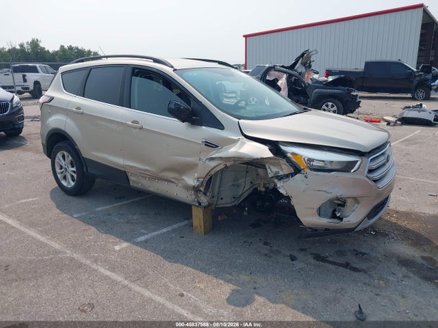 2018 Ford Escape Se მანქანა იყიდება აუქციონზე, vin: 1FMCU9GDXJUB10722, აუქციონის ნომერი: 45837588