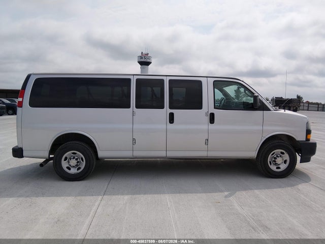 2023 Chevrolet Express Passenger Rwd 3500 Extended Wheelbase Ls მანქანა იყიდება აუქციონზე, vin: 1GAZGNFP4P1111720, აუქციონის ნომერი: 45837599