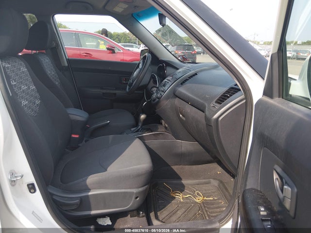 2011 Kia Soul + მანქანა იყიდება აუქციონზე, vin: KNDJT2A22B7706985, აუქციონის ნომერი: 45837610