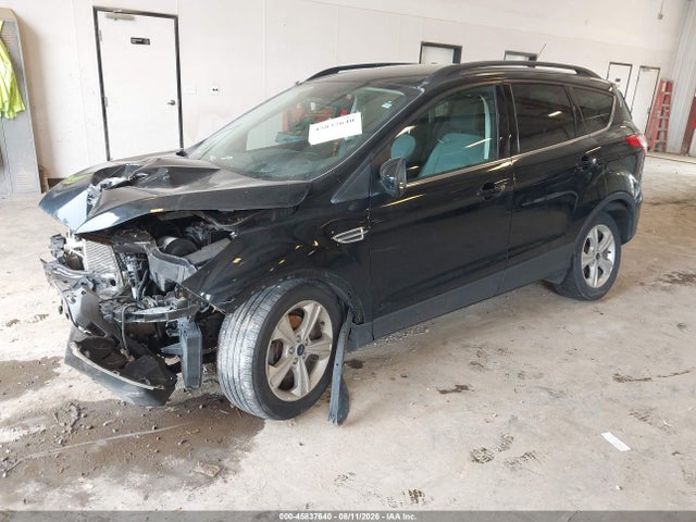 45837640 :رقم المزاد ، 1FMCU0GX5GUC09169 vin ، 2016 Ford Escape Se مزاد بيع