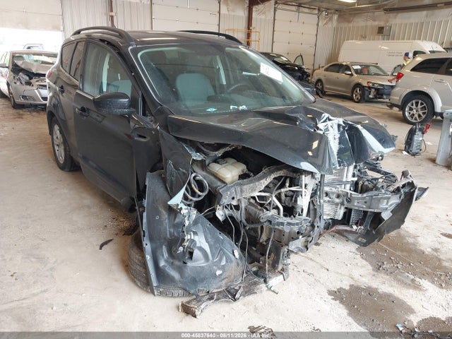 45837640 :رقم المزاد ، 1FMCU0GX5GUC09169 vin ، 2016 Ford Escape Se مزاد بيع