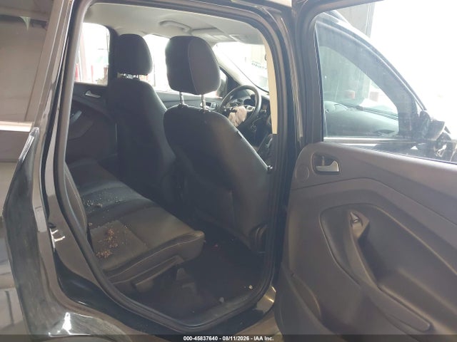 45837640 :رقم المزاد ، 1FMCU0GX5GUC09169 vin ، 2016 Ford Escape Se مزاد بيع