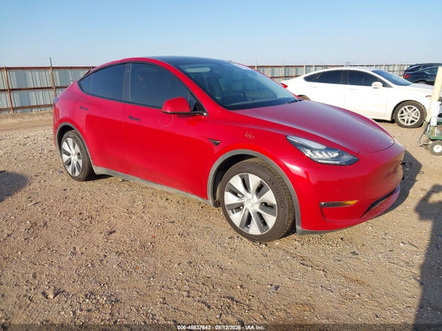 2021 Tesla Model Y Long Range Dual Motor All-wheel Drive მანქანა იყიდება აუქციონზე, vin: 5YJYGDEE1MF234388, აუქციონის ნომერი: 45837642