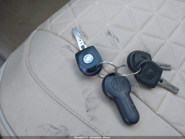 2001 Volkswagen Cabrio Glx მანქანა იყიდება აუქციონზე, vin: 3VWDC21V1M805905, აუქციონის ნომერი: 45837717