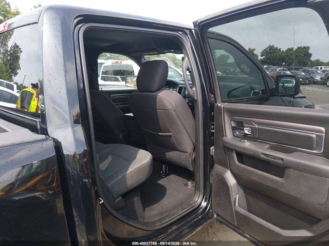 2024 Ram 1500 Classic Warlock  4x4 5'7 Box მანქანა იყიდება აუქციონზე, vin: 1C6RR7LGXRS123991, აუქციონის ნომერი: 45837769