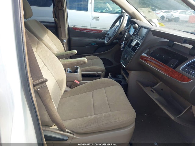 45837770 :رقم المزاد ، 2C4RC1BG8CR157638 vin ، 2012 Chrysler Town & Country Touring مزاد بيع