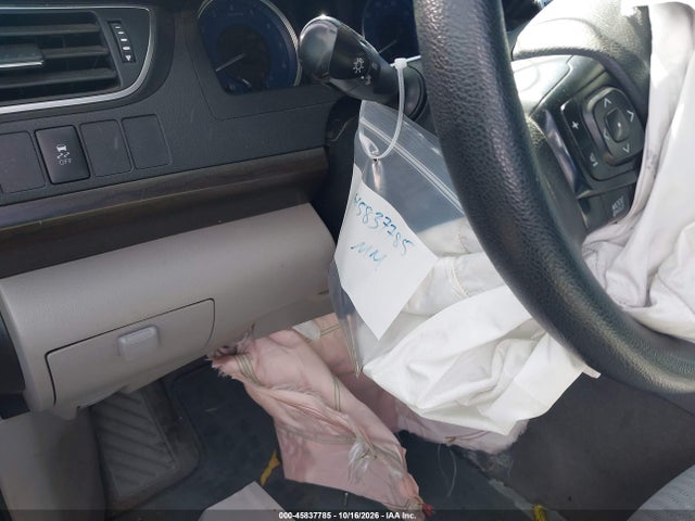 45837785 :رقم المزاد ، 4T4BF1FK6GR562351 vin ، 2016 Toyota Camry Le مزاد بيع