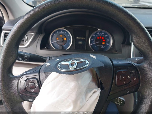 45837785 :رقم المزاد ، 4T4BF1FK6GR562351 vin ، 2016 Toyota Camry Le مزاد بيع