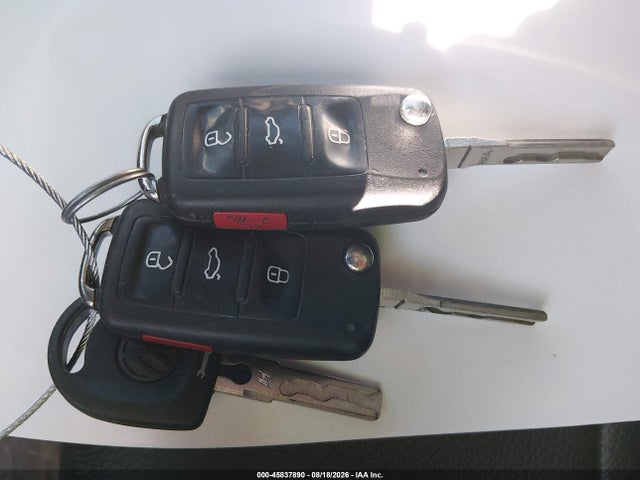 2010 Volkswagen Tiguan Se/sel მანქანა იყიდება აუქციონზე, vin: WVGBV7AX4AW527824, აუქციონის ნომერი: 45837890