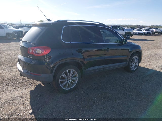 2010 Volkswagen Tiguan Se/sel მანქანა იყიდება აუქციონზე, vin: WVGBV7AX4AW527824, აუქციონის ნომერი: 45837890