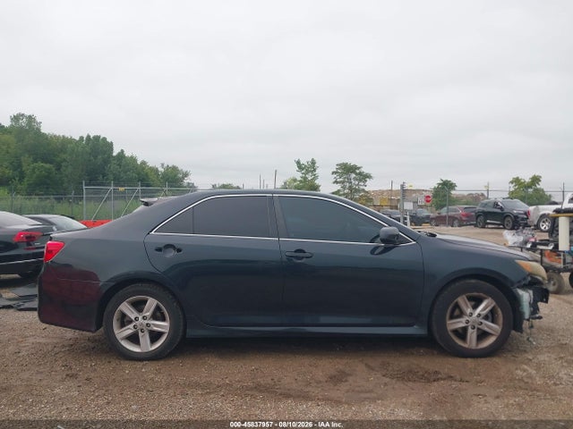 Aukcja sprzedaży 2014 Toyota Camry Se, vin: 4T1BF1FK6EU335670, numer aukcji: 45837957