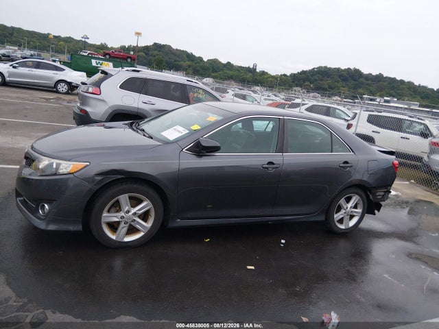 2013 Toyota Camry Se მანქანა იყიდება აუქციონზე, vin: 4T1BF1FKXDU215160, აუქციონის ნომერი: 45838005