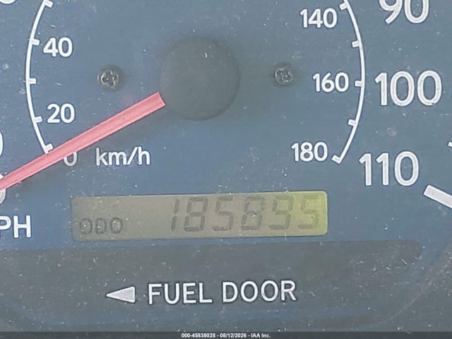 45838028 :رقم المزاد ، 4T3ZF13C62U496518 vin ، 2002 Toyota Sienna Le مزاد بيع