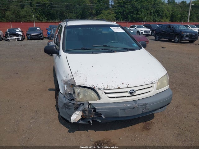 45838028 :رقم المزاد ، 4T3ZF13C62U496518 vin ، 2002 Toyota Sienna Le مزاد بيع