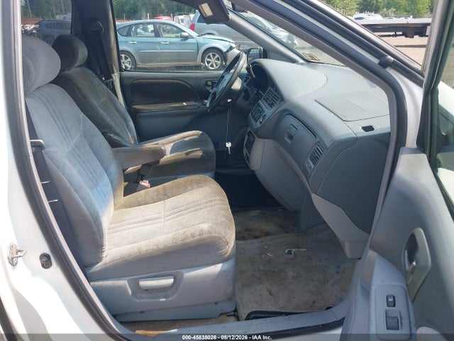 45838028 :رقم المزاد ، 4T3ZF13C62U496518 vin ، 2002 Toyota Sienna Le مزاد بيع