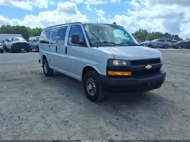 Продажа на аукционе авто 2020 Chevrolet Express Passenger Rwd 2500 Regular Wheelbase Ls, vin: 1GAWGEFG4L1265552, номер лота: 45838066