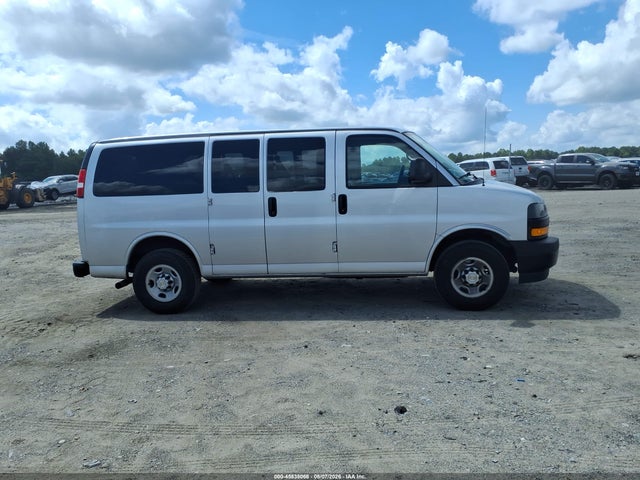 Продажа на аукционе авто 2020 Chevrolet Express Passenger Rwd 2500 Regular Wheelbase Ls, vin: 1GAWGEFG4L1265552, номер лота: 45838066
