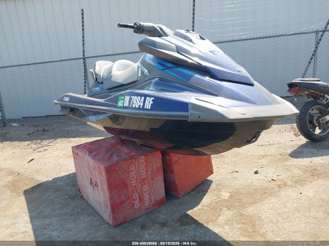 2015 Yamaha Vx Cruiser Ho მანქანა იყიდება აუქციონზე, vin: YAMA2559D515, აუქციონის ნომერი: 45838068