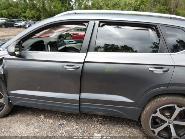 2025 Volkswagen Taos 1.5t Sel მანქანა იყიდება აუქციონზე, vin: 3VV4C7B2XSM021519, აუქციონის ნომერი: 45838078