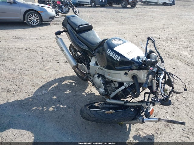 45838087 :رقم المزاد ، JYA3HHE04MA034113 vin ، 1991 Yamaha Fzr600 R مزاد بيع