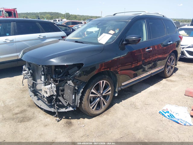 Продажа на аукционе авто 2017 Nissan Pathfinder Platinum, vin: 5N1DR2MN1HC615932, номер лота: 45838104