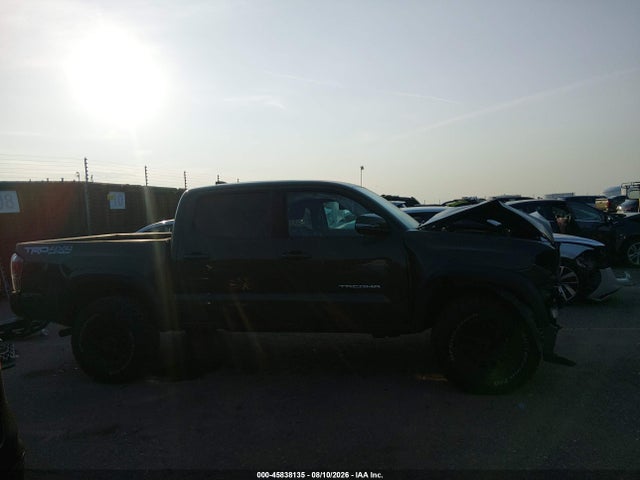 Продаж на аукціоні авто 2021 Toyota Tacoma Trd Off-road, vin: 3TMCZ5AN6MM445467, номер лоту: 45838135